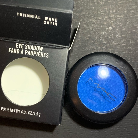 New unused MAC eyeshadow: new color Triennial Wave - Picture 4 of 5